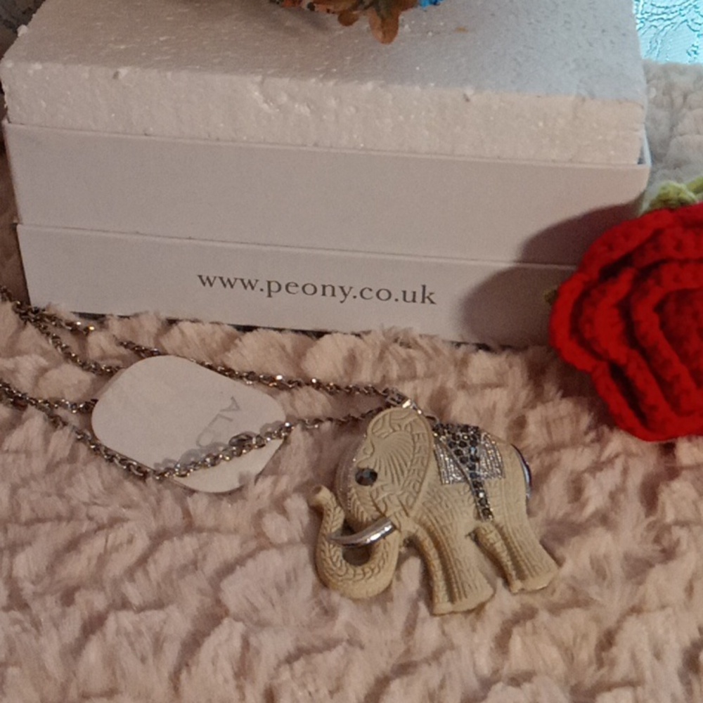 NWT "Aldo" elephant pin/pendant - Picture 2 of 5